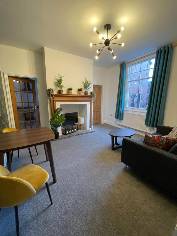 Boutique Centre With Parking Apartment